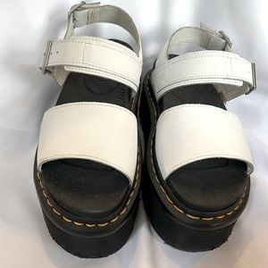 Dr. Martens white flatform Voss double buckle sandal women’s US7